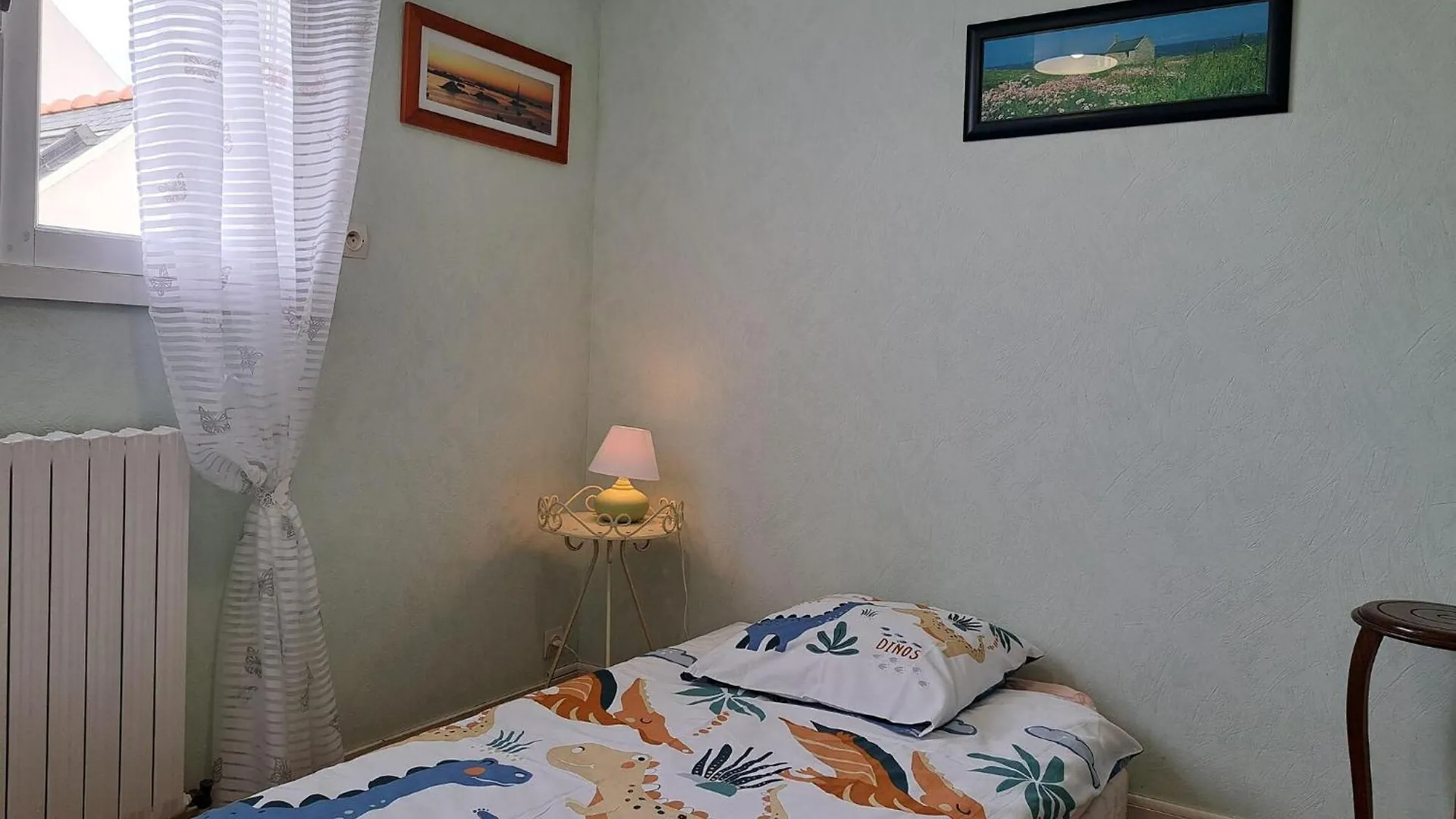50M From The Sandy Beach, Holiday House, Ploudalmezeau 0*,