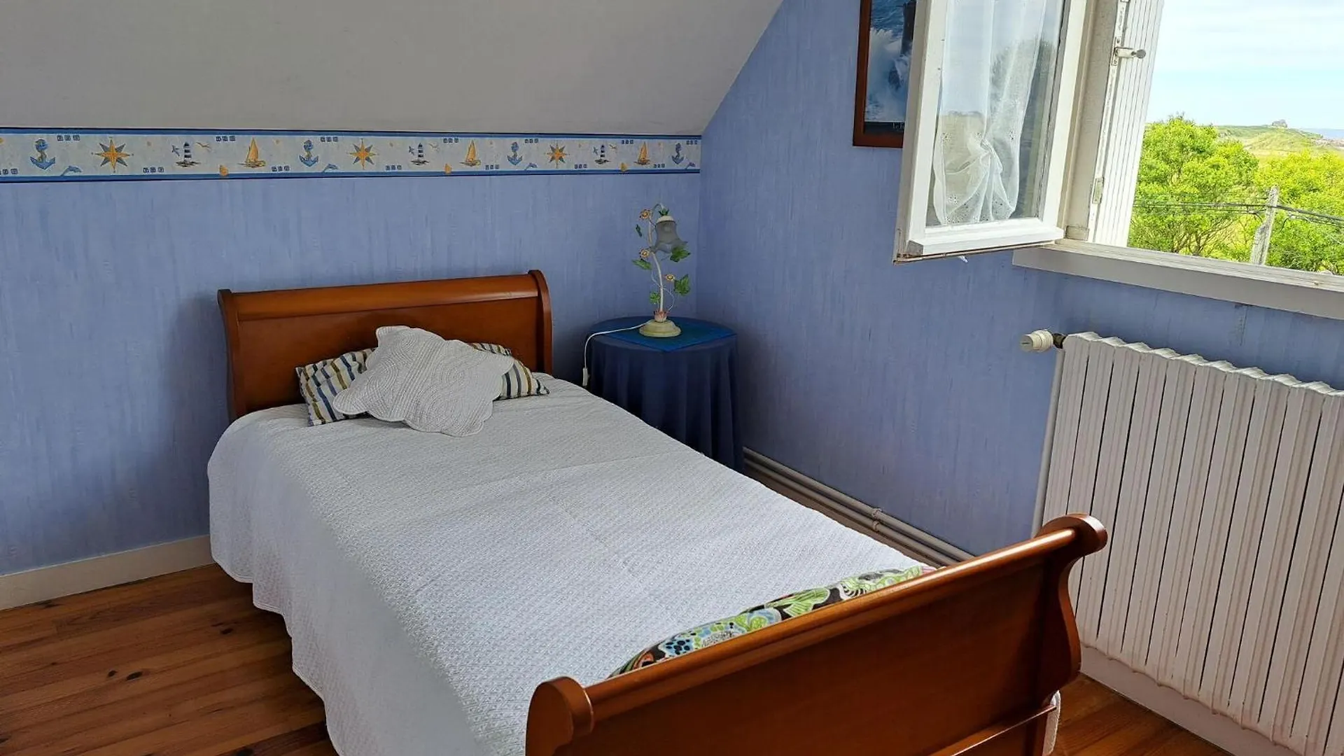 50M From The Sandy Beach, Holiday House, Ploudalmezeau