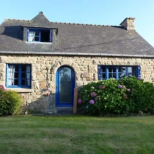 Ferienhaus Natursteinhaus In Portsall, Ploudalmézeau